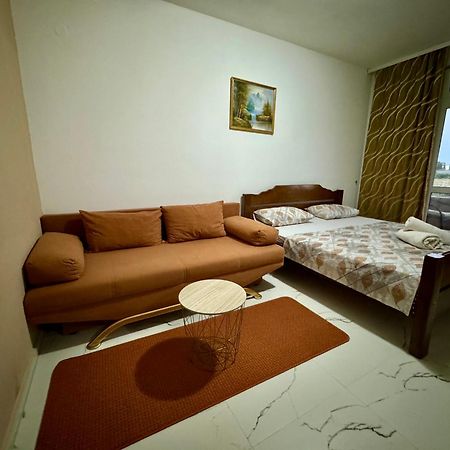 Apartments Cobi อุลซิน ภายนอก รูปภาพ