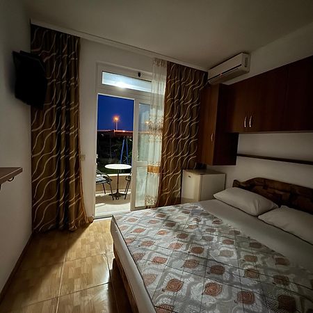 Apartments Cobi อุลซิน ภายนอก รูปภาพ